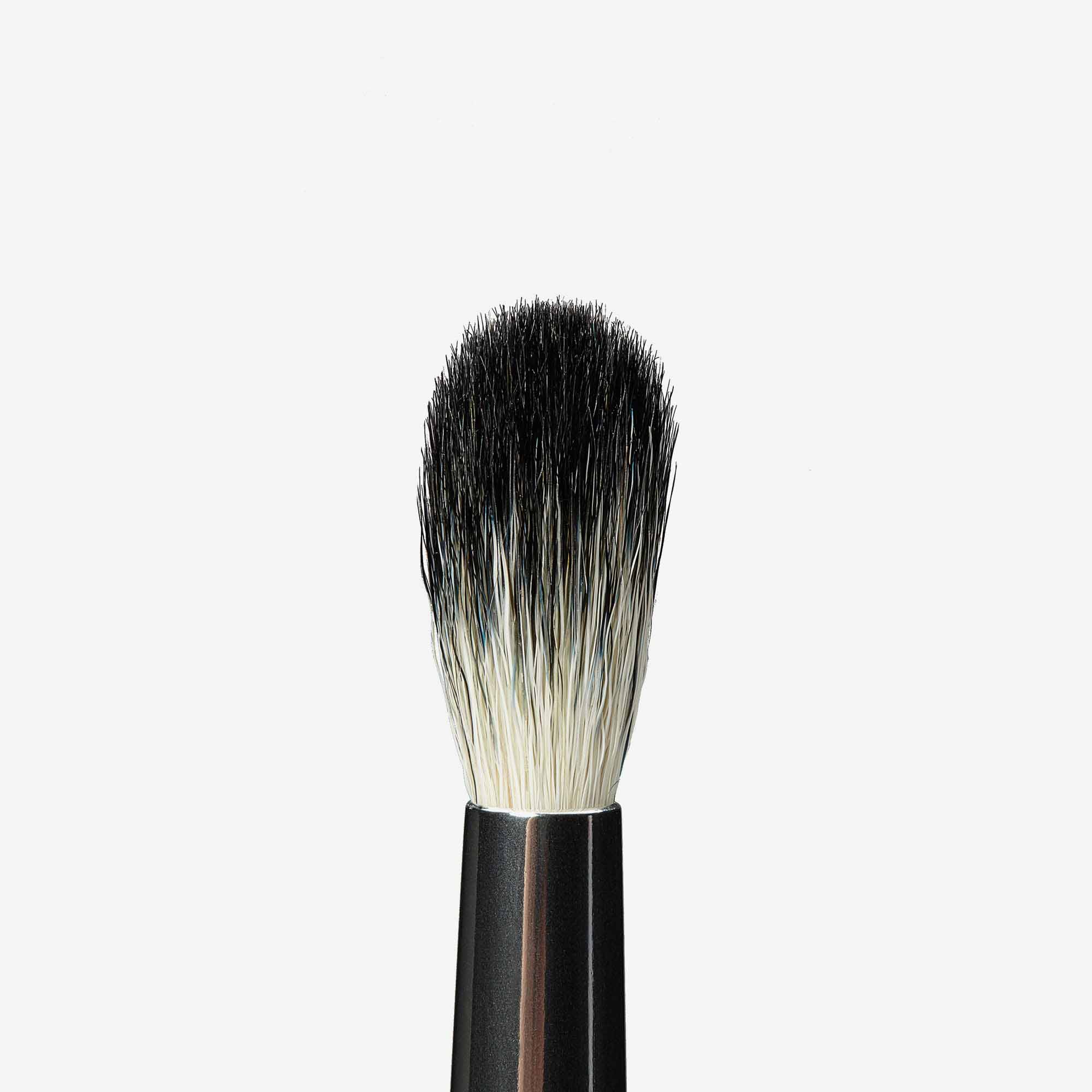 A25 Pro Brush – Tapered Blending Brush - Anastasia